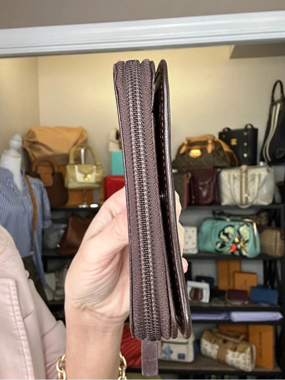 Authentic Burberry Nova Check wallet Canvas and Brown Leather Zip Wallet - Picture 4 of 11